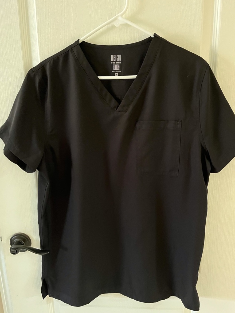 Men’s scrubs